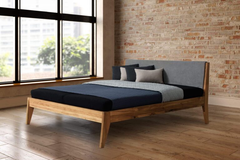 Dubová masivní postel 180X200 King s látkovým čelem