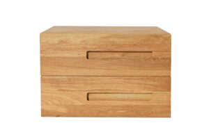 Dubový noční stolek Palermo je to exkluzivní kousek s dokonalým spojením elegance, pohodlí a kvality.