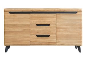 Dřevěná komoda z masivu na nožičkách je mistrovským dílem řemesla, které nese s přehledem nádech modernosti a tradičních hodnot.