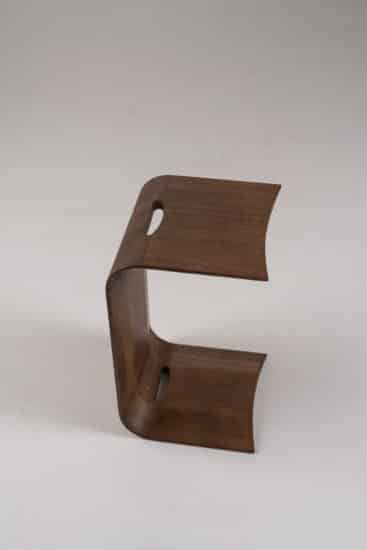 Designový noční stolek Konstanz-dopřejte si každý den dotek luxusu a zpříjemněte si chvíle strávené ve vaší ložnici s tímto mistrovským dílem.