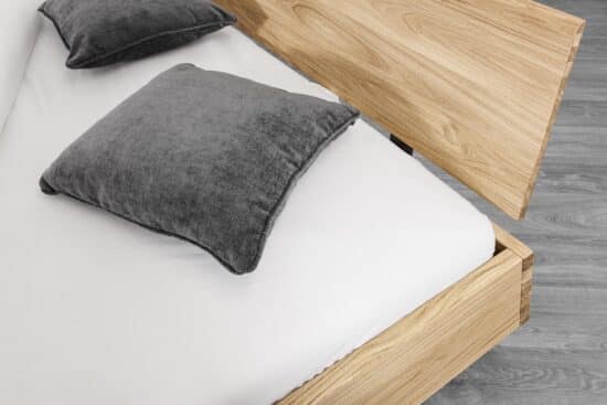 Dubová postel s úložným prostorem-zapomeňte na staré, obyčejné postele a objevte jedinečný luxus, naší postel  z masivu Tera.