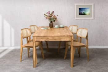 Jídelní set Moroni - Benet z masivu dubu: vytvořte ze své jídelny místo, kde se prostírá nejen jídlo, ale i pohoda a styl.