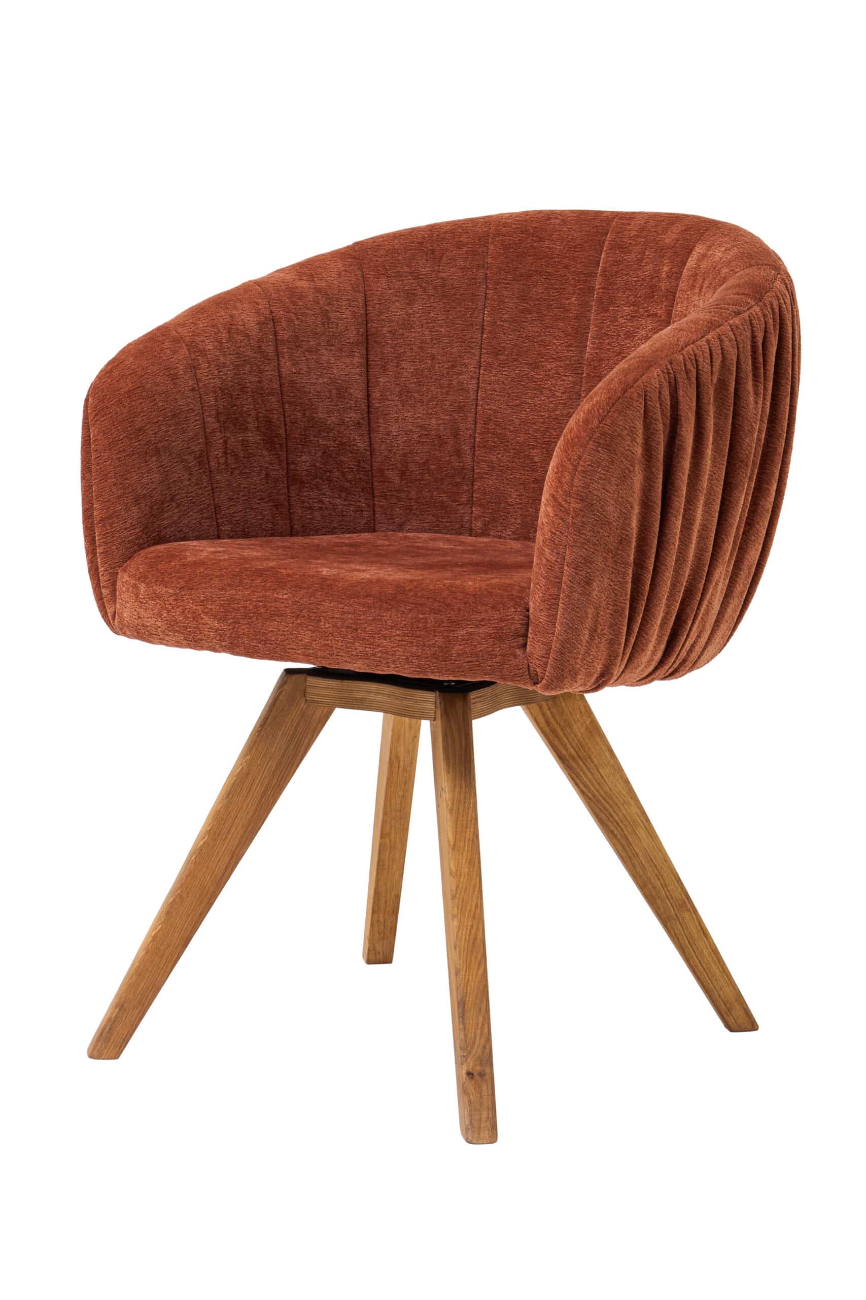 Stylové otočné křesílko Elba kombinuje přírodní krásu masivního dubu s elegantním čalouněním v teplé hnědé barvě. Nabízí výjimečné pohodlí, praktické boční otáčení a automatický návrat sedáku do původní polohy. Ideální volba pro moderní i klasicky laděné interiéry.