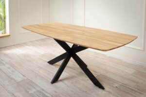 Jídelní stůl z masivu Timber 180