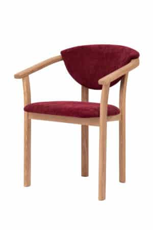 Stylová dřevěná židle Alexis z masivního dubu s červeným čalouněním přináší komfort, kvalitu a výrazný designový prvek do každého interiéru. Ergonomický tvar a praktické područky zajišťují maximální komfort při každodenním sezení. Alexis se snadno stane stylovým doplňkem jídelny, pracovny i obývacího prostoru.
