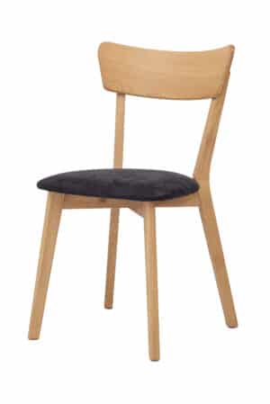 Dubová židle Diana s černým látkovým potahem spojuje nadčasovou eleganci s moderním kontrastem, který oživí každý interiér. Pohodlně polstrovaný sedák a konstrukce z masivního dubu zajišťují komfort i dlouhou životnost. Stylová a praktická volba pro každodenní stolování.