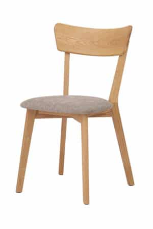 Dubová židle Diana s hnědým čalouněním přináší do interiéru teplo, klid a nadčasovou eleganci. Kombinace masivního dubu a pohodlného polstrovaného sedáku zajišťuje komfort i dlouhou životnost. Ideální volba pro útulný domov, kde hraje hlavní roli kvalita a přirozený styl.