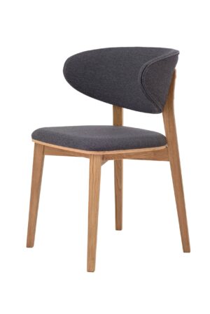Dubová židle Suny vyniká elegantním spojením masivního dubového dřeva a tmavě šedé látky. Moderně tvarovaná opěrka a precizní zpracování vytvářejí vyvážený celek, který spojuje komfort, nadčasový design a nenápadnou eleganci vhodnou do jakéhokoli interiéru.
